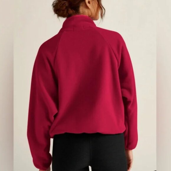 Beyond Yoga Tranquility Pullover Fleece Red Size Medium - Picture 2 of 7